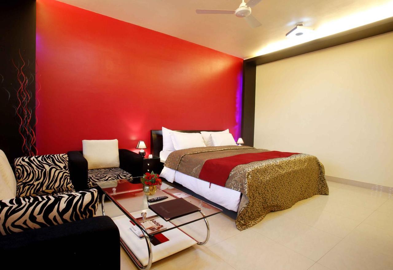 Shivoy Hotel Gorakhpur Luaran gambar